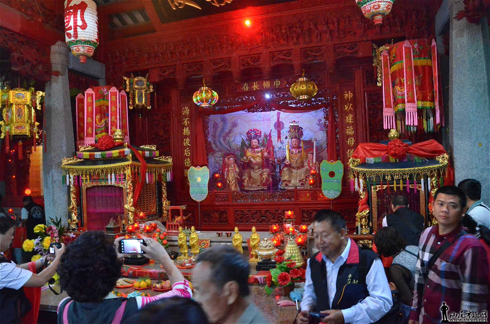 光脚的朋友们电影