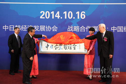 秘密教学82这次换我教你了子豪 次换整个过程轻松愉快