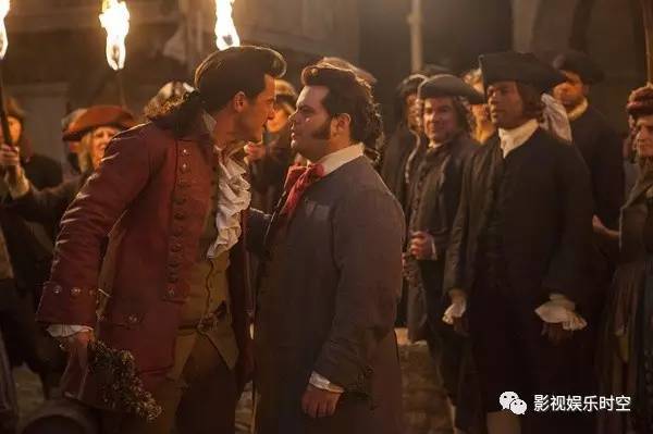 hl02黑料 佩戴舒适：机身轻巧