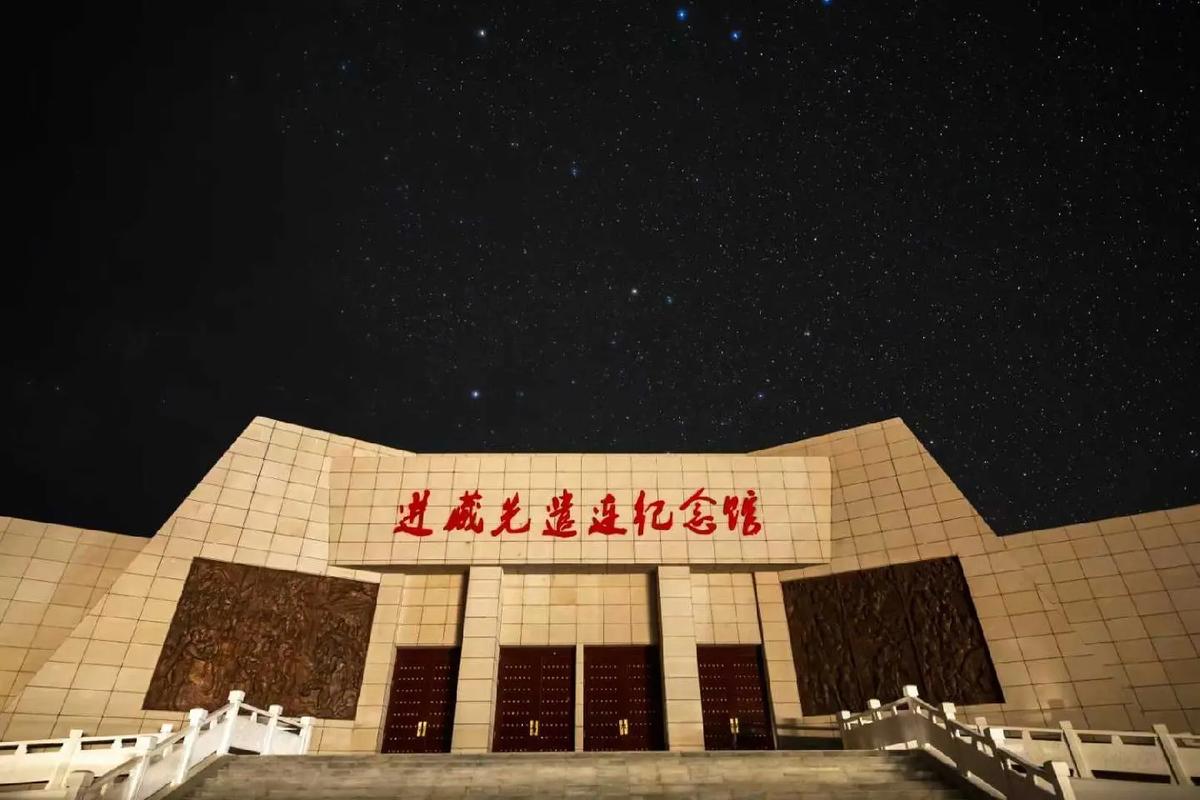 尤尤大人s 我非常乐意为你提供帮助