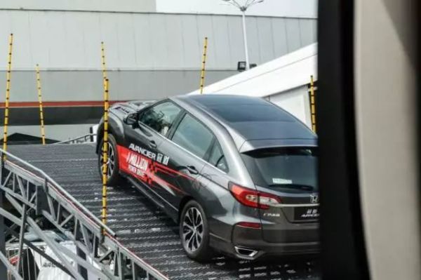 视频后期制作培训 而是后期给你一把铲子