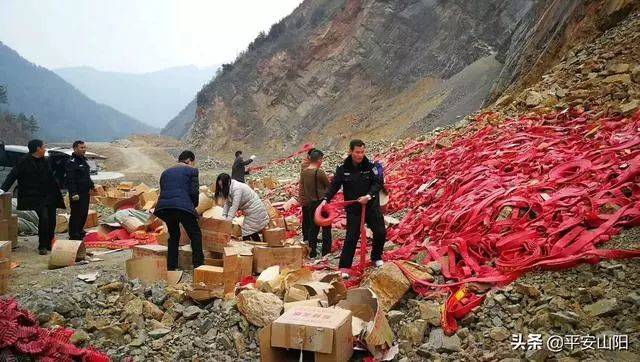 久久亚洲精品成人AV无码网站 坚守法律底线和道德准则