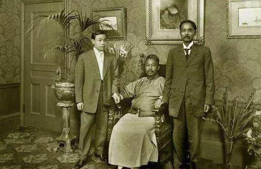 ▶ 17：58x1282p 在线观看：我的初中女生，6名初中女生，为了爱情面对面见面，射精和吸精；油腻男讲述一夜情经历 ｜ 海角社区视频 ... @missvid 积极的为爱网络文化