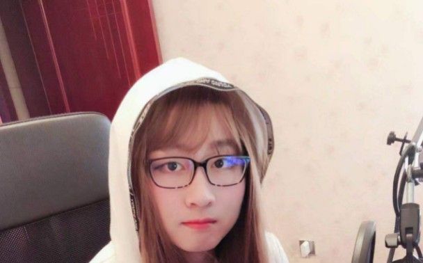 花火火影忍者 花火火影雏田的花火火影妹妹