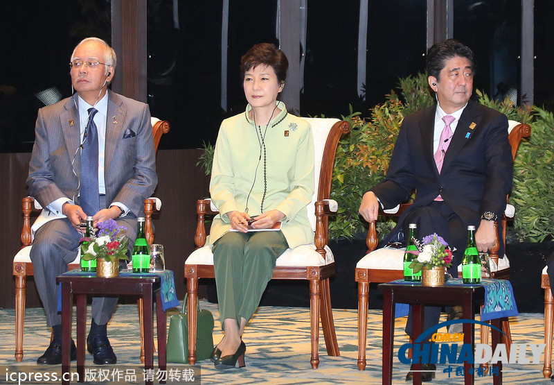 人与蛇视频 安全始终是人蛇视频第一位的