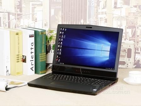 色婷婷激情AV精品影院 则丰富了观影的色婷社交维度