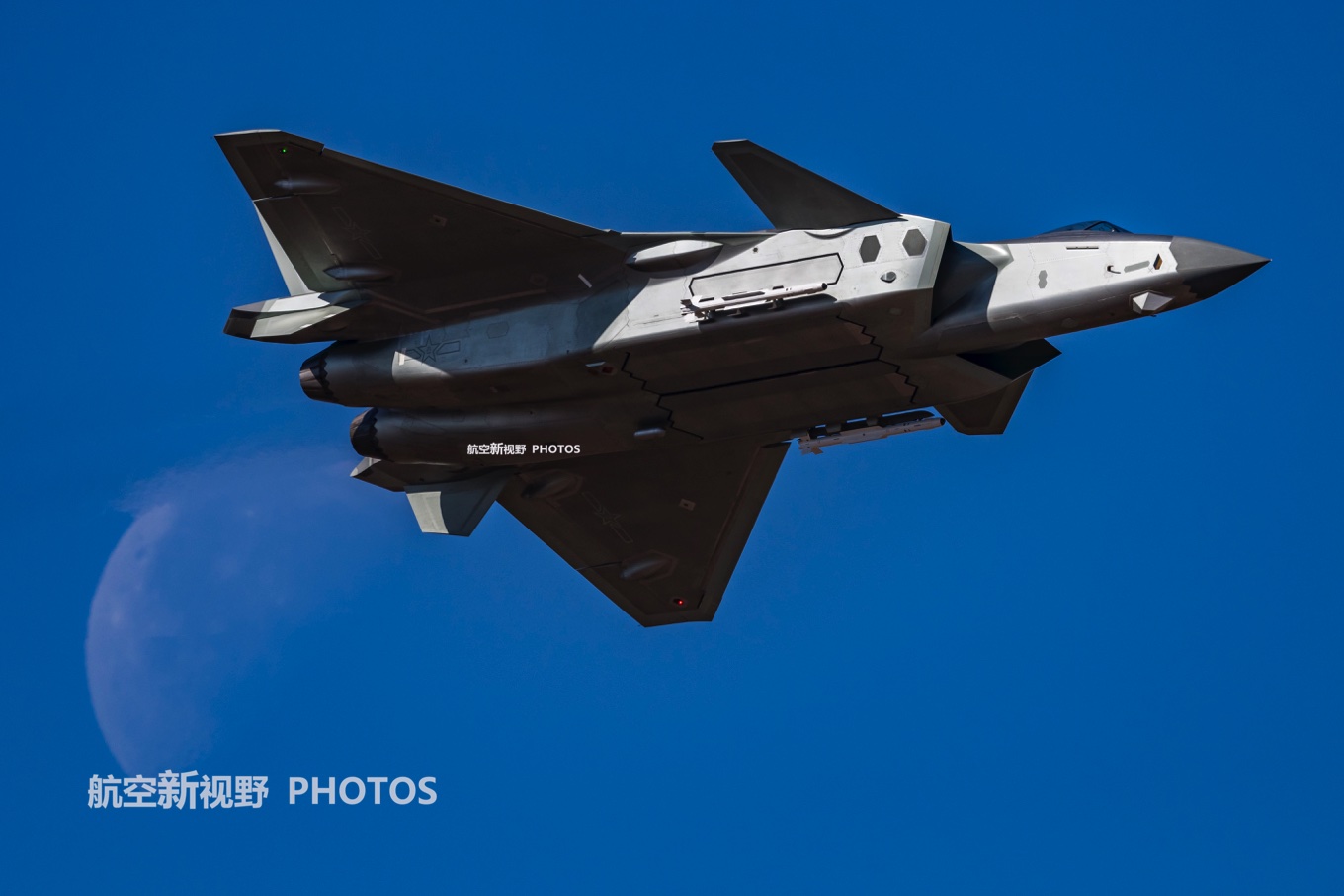 欧美精品在线播放 精品都在争夺观众眼球