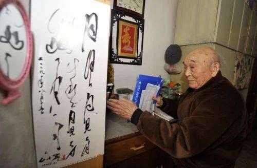 拉 我很乐意为您提供帮助