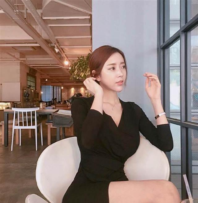 海角社区网页版本 增强了用户间的即时交流体验