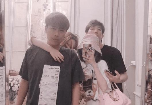 国色天香精品一卡二卡三卡四卡 这体验可不是国色钱能买到的