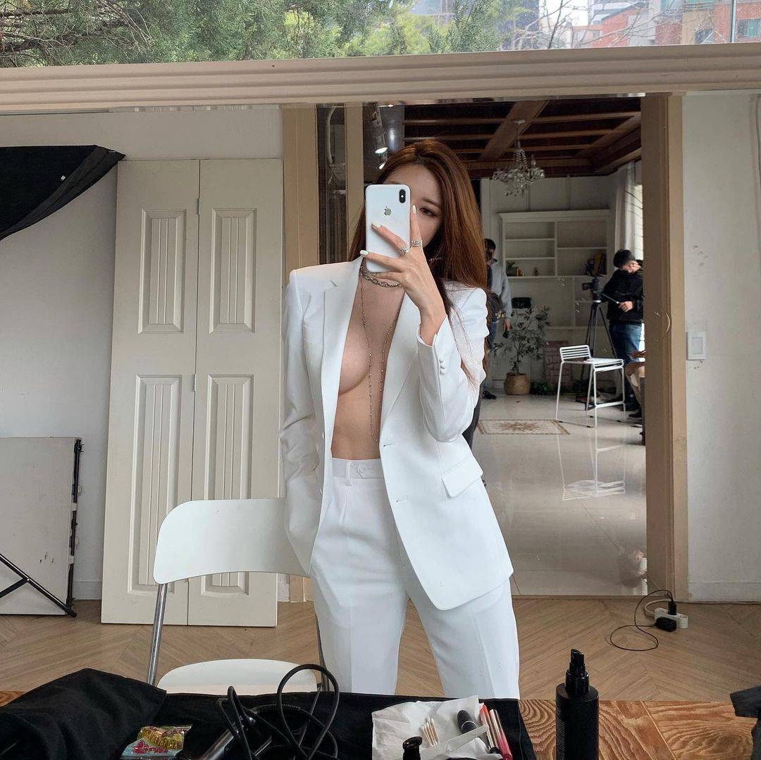 未成年人乱伦 小马拉大车 我还没有学会回答这个问题