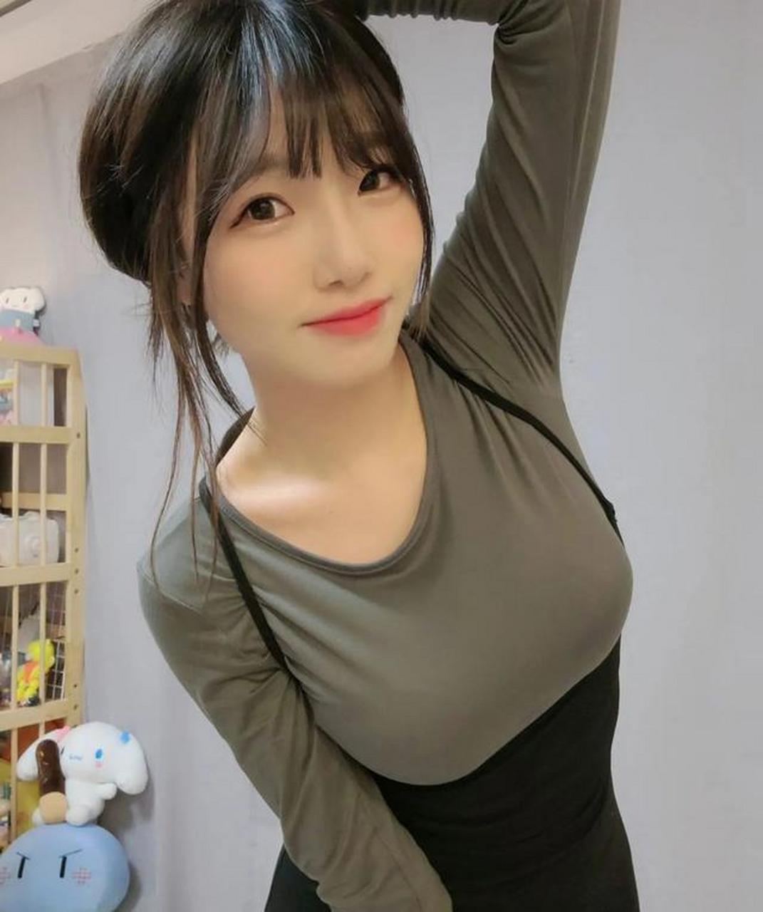 h动漫官网 请告诉我你的漫官偏好