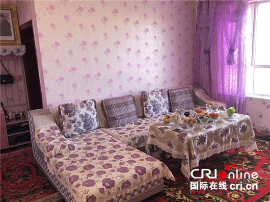 小马拉大车 儿子 很可能指向第一种含义