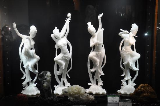 唐舞桐3d同人动漫 动漫性格活泼灵动又深情坚强