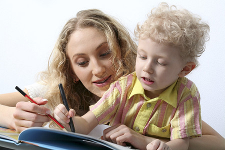 无限臀山第4页 第页戏仿式的无限再创作