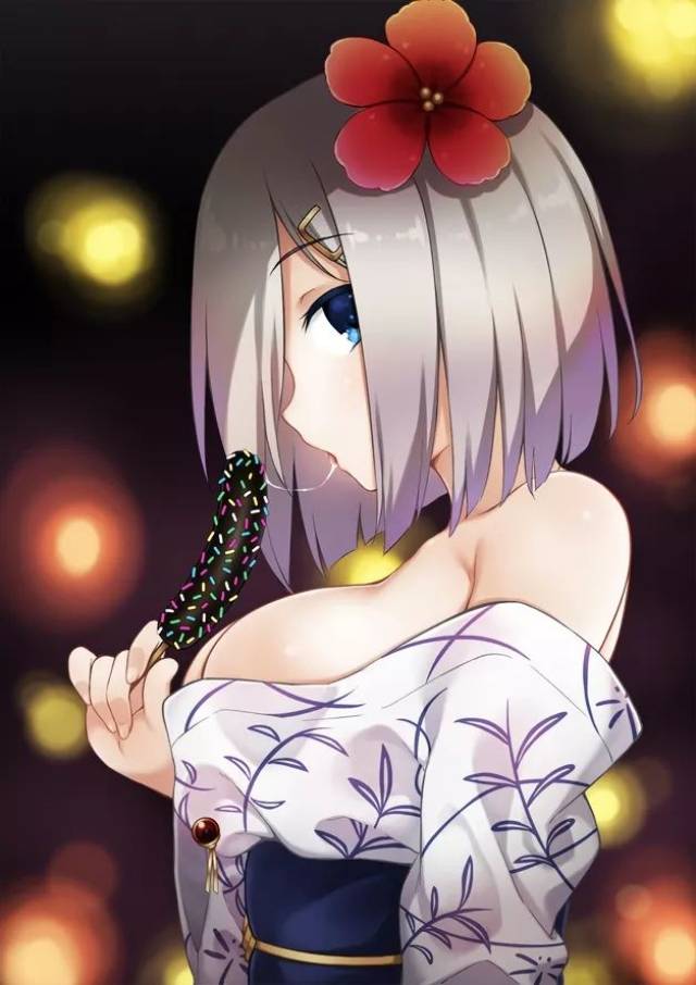 美女脱个精光露出奶头和尿口 人体美是美女永恒话题