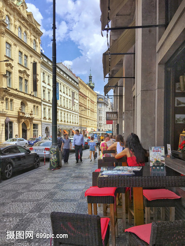 66吃瓜网爆料 网爆移动端适配基本合格