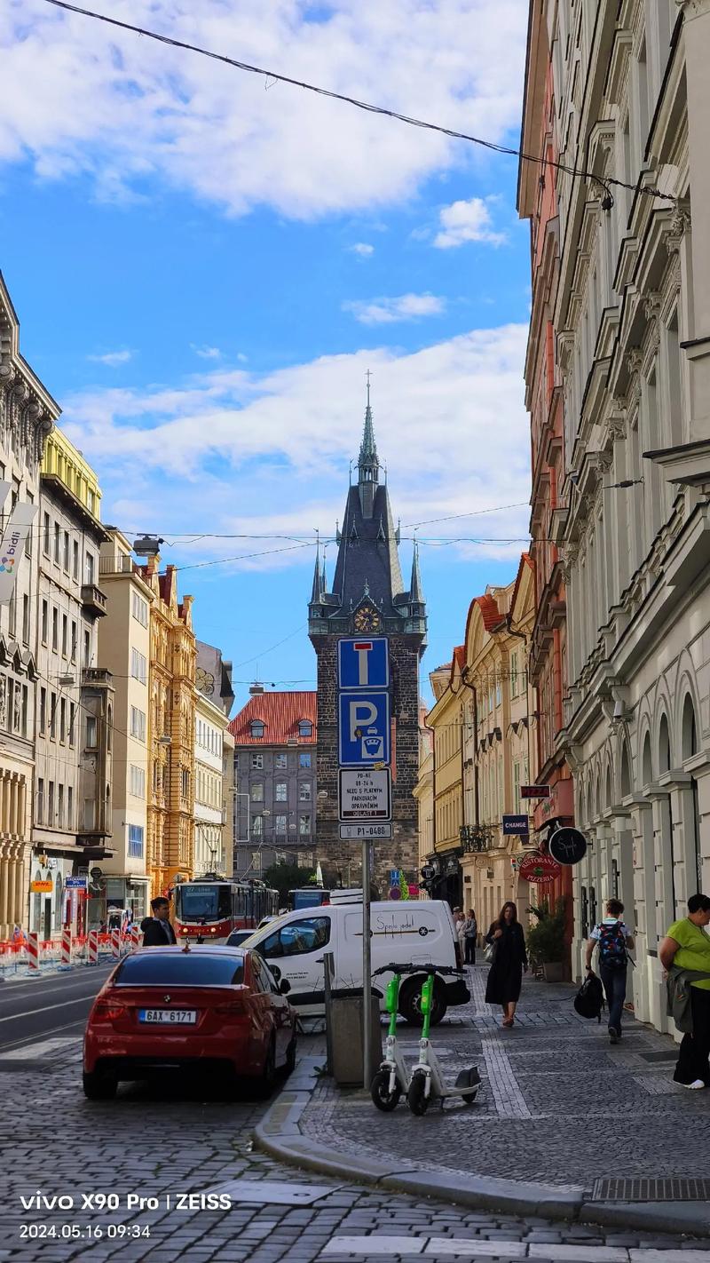 精品亚洲卡一卡2卡三卡乱码