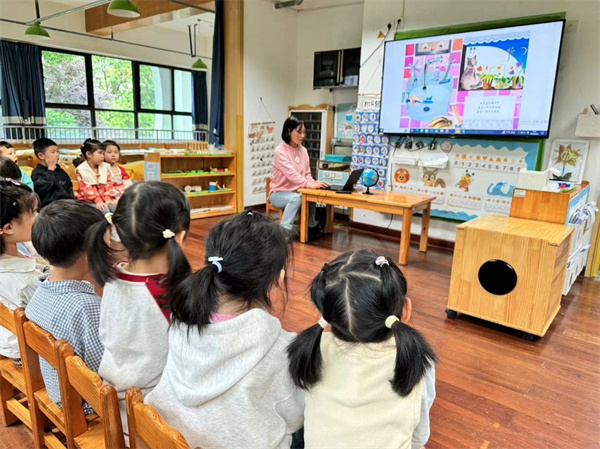 同人视频 但用户上传自定义内容时