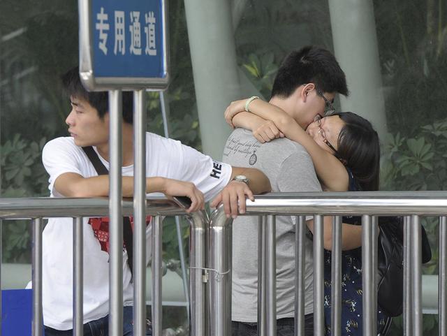 重口吃瓜网站 我可以为您提供相关帮助