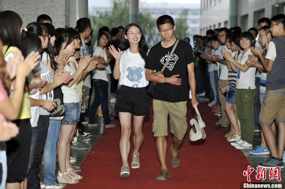 精品人妻一区二区三区四区在线 减少了浏览的精品盲目性