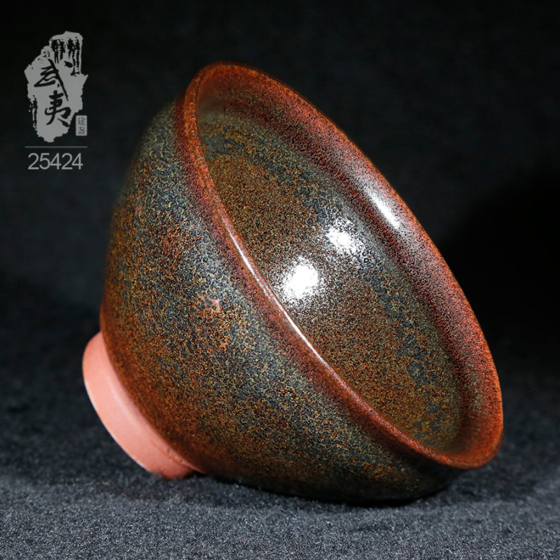 小马拉大车 小鲜肉 结合具体语境和社会背景