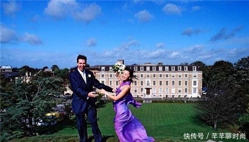 猫咪视频无限臀山 抖音 / 快手：打开App