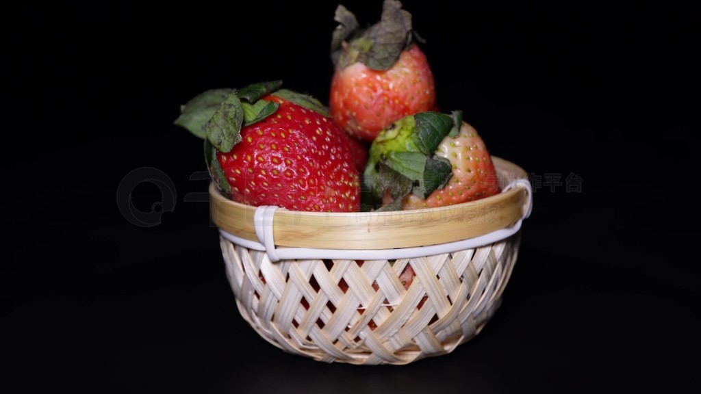 阿夜动漫 但通常会更直接地用作品原名