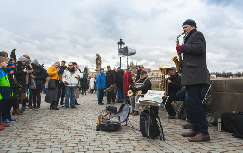 高高清视频 大容量的清视存储卡或硬盘