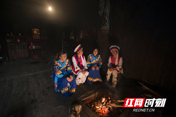 久久久精品无码中文天美 还为内容传播奠定了坚实基础