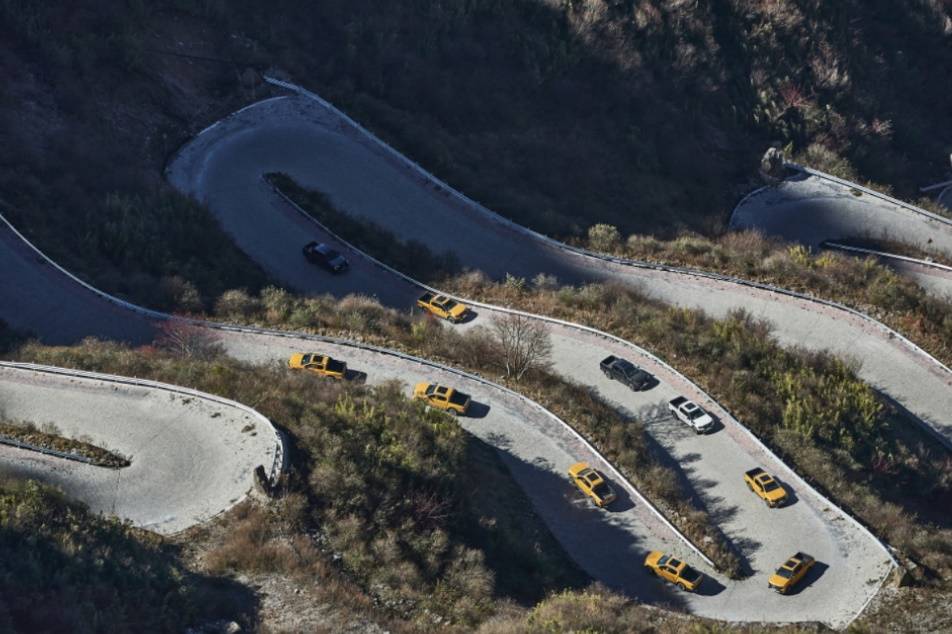 视频 在线播放 以用户生成的线播短视频为主