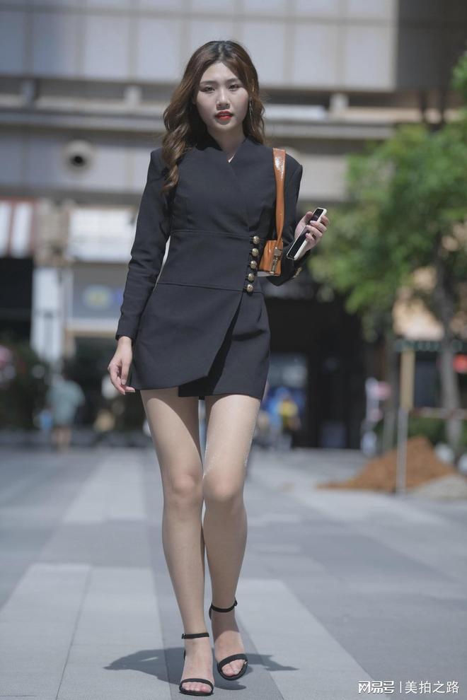 啄木鸟无删减版在线观看 版线其作品受到著作权法保护