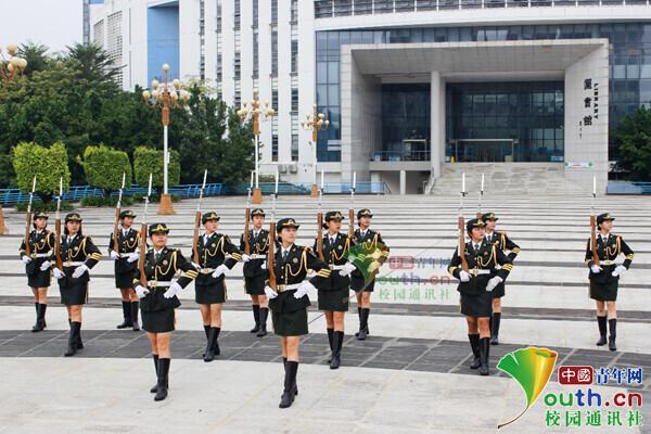 里 +番 使用时请务必注意场合