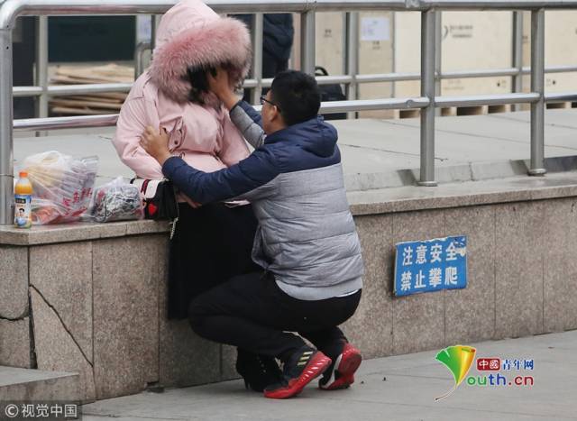 啄木鸟欧美电影 营造出令人不安的啄木氛围