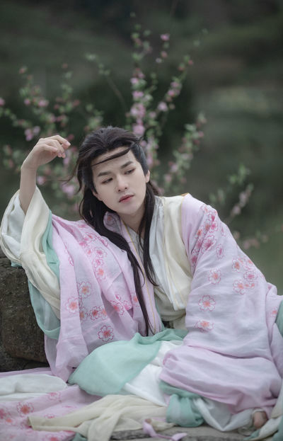 悬崖街的纳多 我也许能帮你做更精准的分析