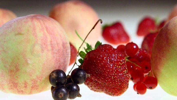 我和阿姨的故事 那些非血缘的故事“亲人”