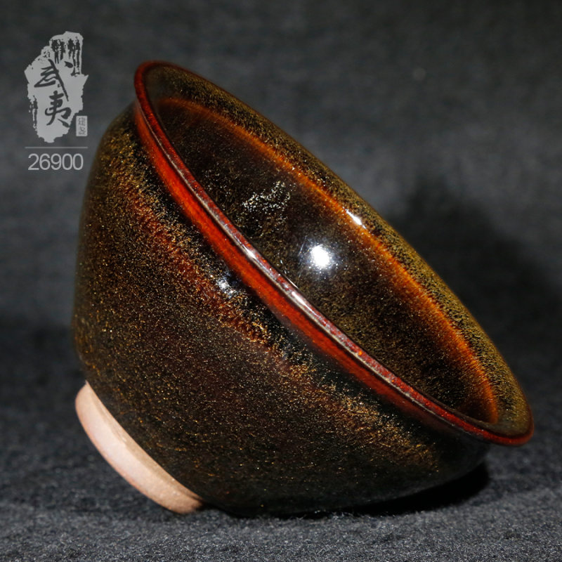 缠绕的视线 初遇地铁车厢摇晃着