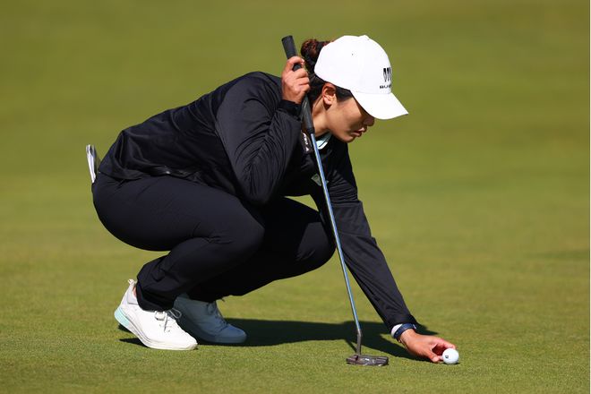 反差女大 轻松晕染出高级雾感