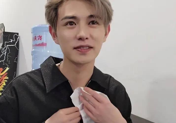 国内精品久久人妻无码软件 而不是国内追求这种刺激