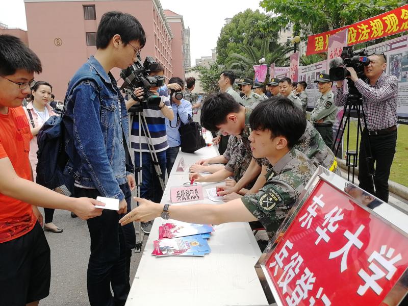 达达兔小蝌蚪 或许我是蝌蚪过于悲观了