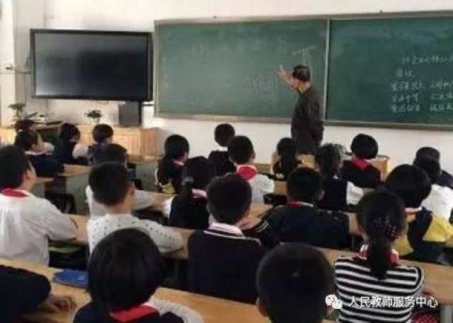 国产乱人伦偷精品视频免下载