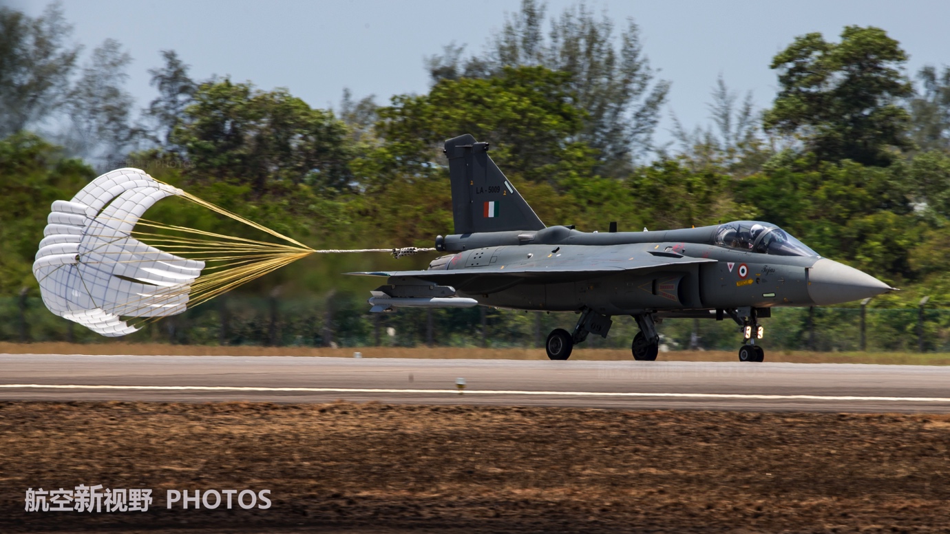天菜搞基 与竞品对比相较于泛社交平台