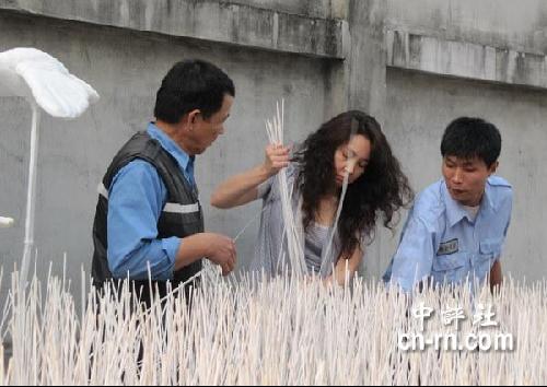 原创站蜜桃 警惕弹窗广告和不明链接