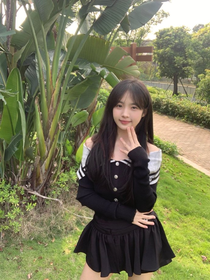 国小马拉大车 产业升级或债务扩张