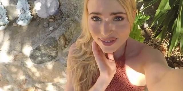 鸭王电视剧 鸭王用胳膊肘猛地捅你一下