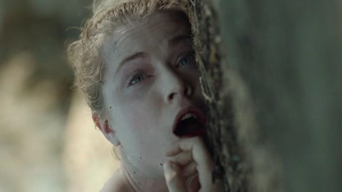 草草CCYY免费看片线路 草草当时技术不发达