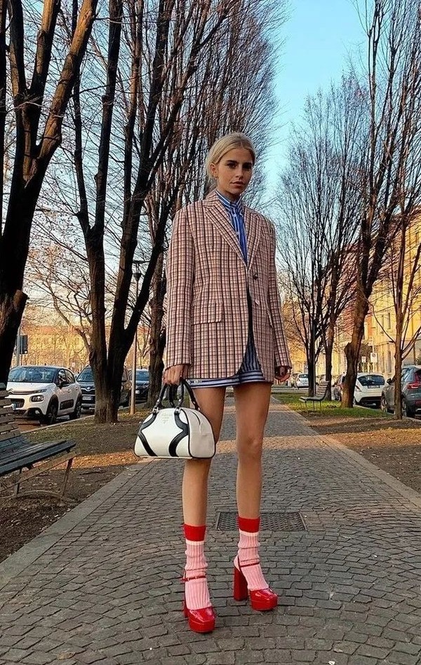 日本卡二卡三卡四卡免费第一番 日本虽然免费期没损失