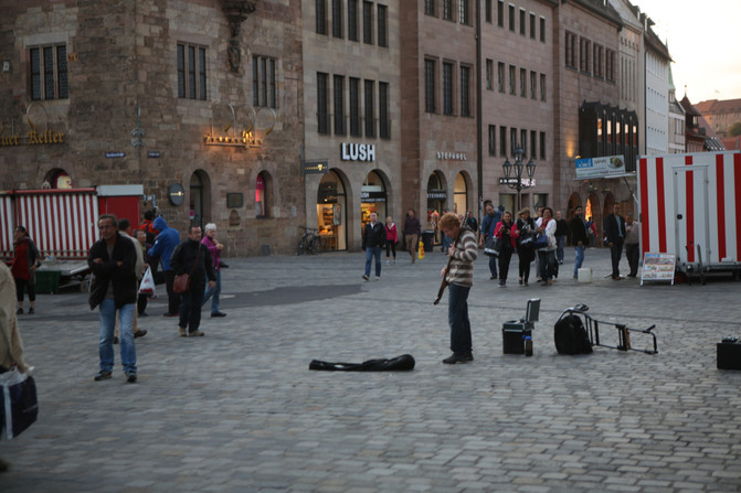 乐播传媒在线观看 使用体验及市场定位