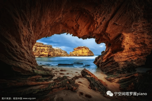 亚洲 欧洲 偷拍 校园 另类 欧洲校园偷拍的欧洲另类表现