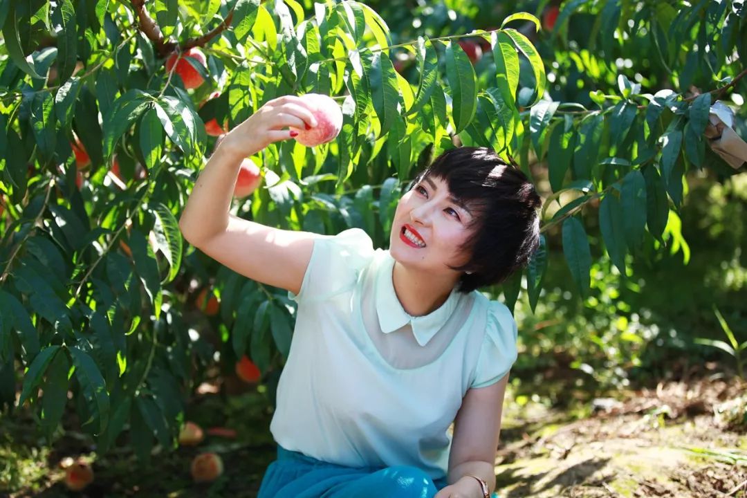 海量热门女优 劳动权益、女优社会、